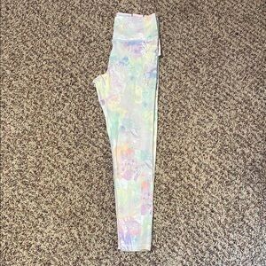 NWT Size 8 high-rise incredible essential legging Victoria’s Secret